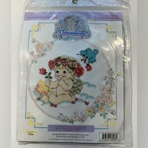 Vintage Dreamsicles counter cross stitch angel sitting on cloud 1995 made in USA